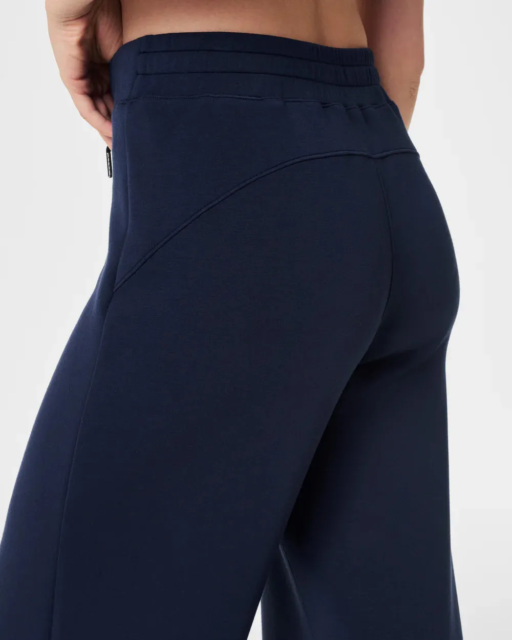 AirEssentials Wide Leg Pant - Timeless Navy