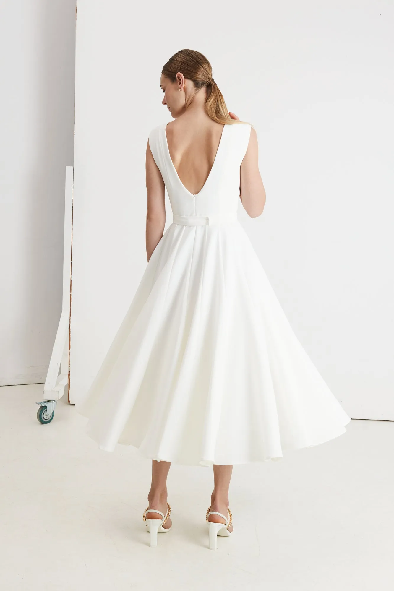 ARIOSE elegant pleated midi wedding dress