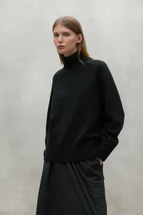 Caqui Black Rollneck Sweater