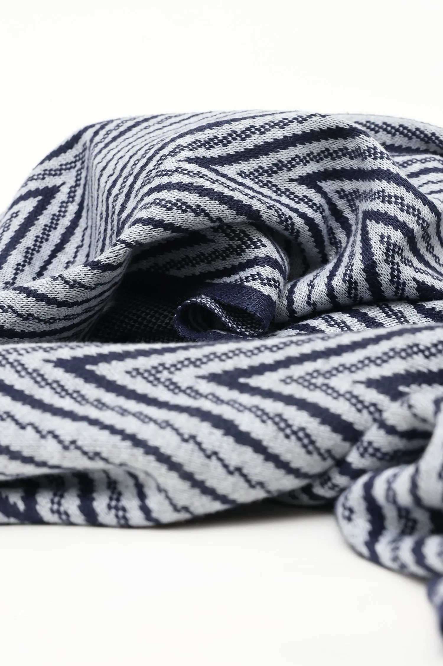 CHEVRON KNIT SCARF-NAVY