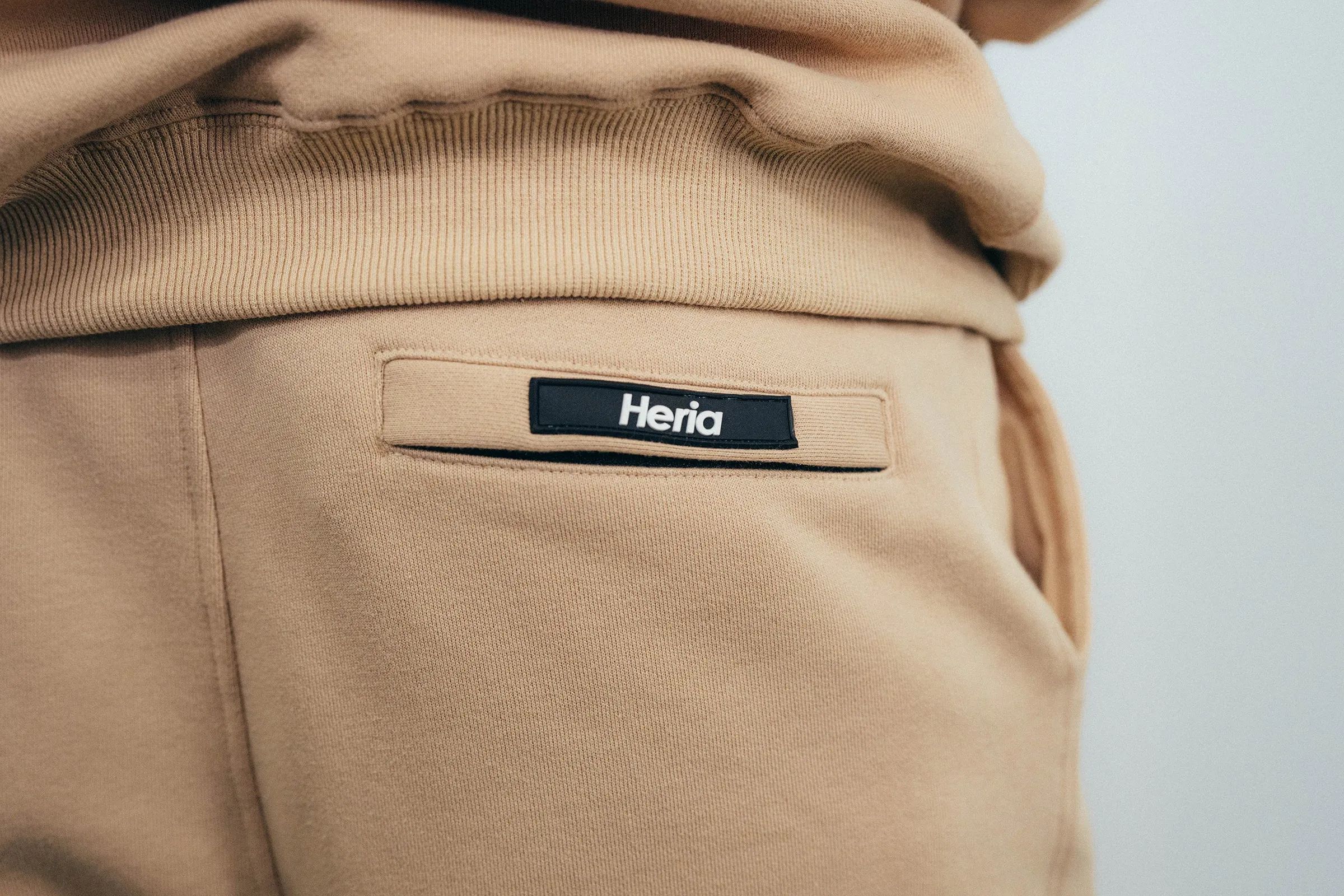 Heria Joggers - Sand