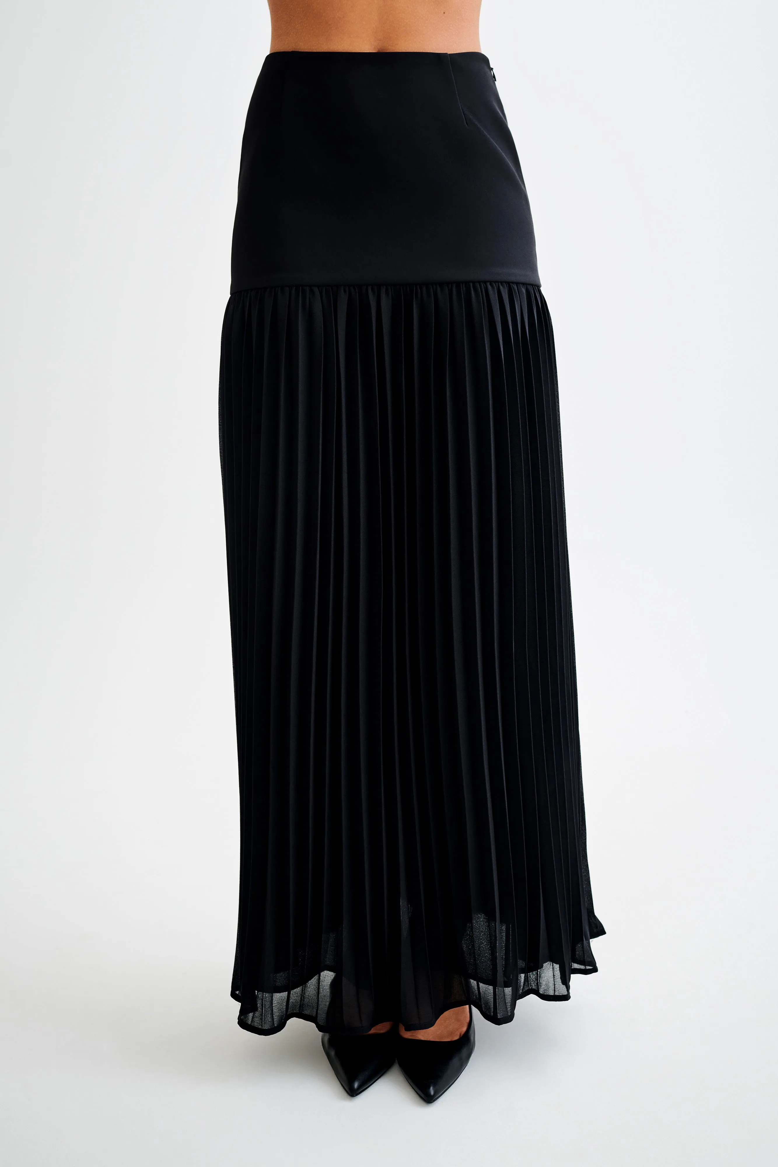 Jillian Pleated Maxi Skirt - Black