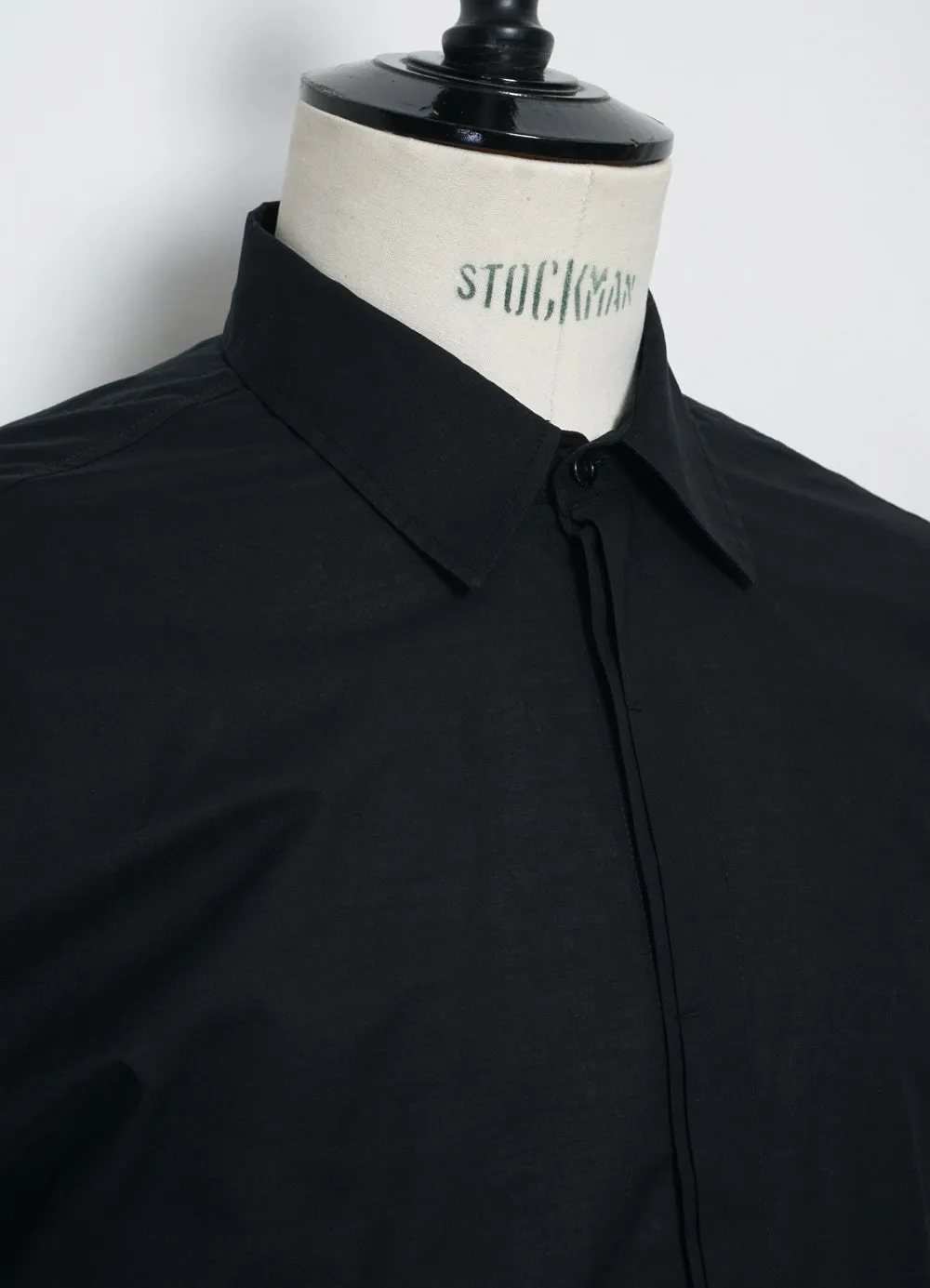 MATTHEUS 29-43-2 | Concealed Placket Shirt | Black