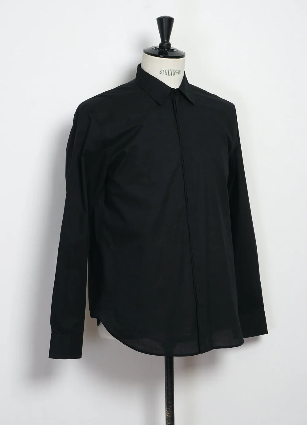 MATTHEUS 29-43-2 | Concealed Placket Shirt | Black