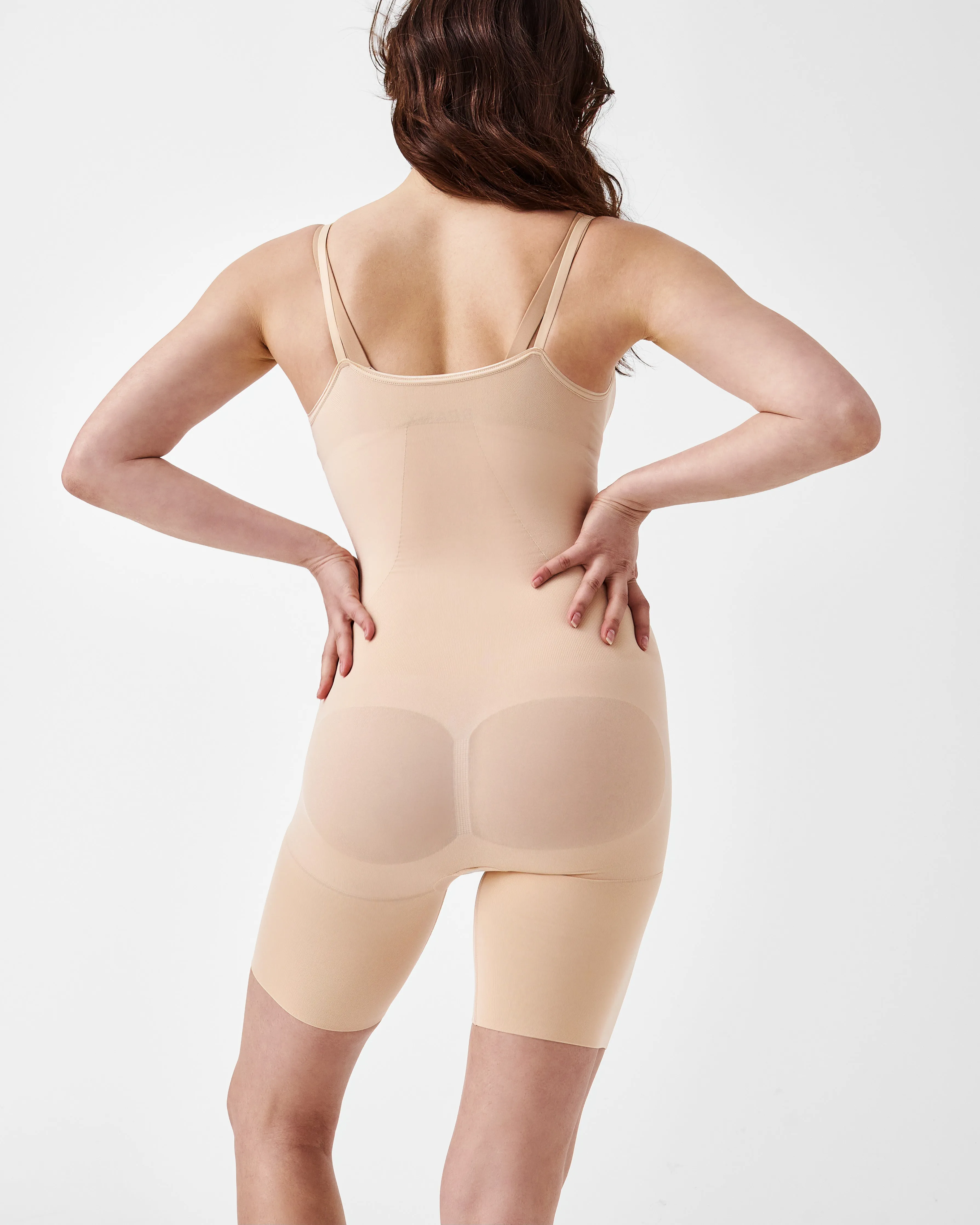 SPANXsculpt™ Seamless Power Open-Bust Mid-Thigh Bodysuit