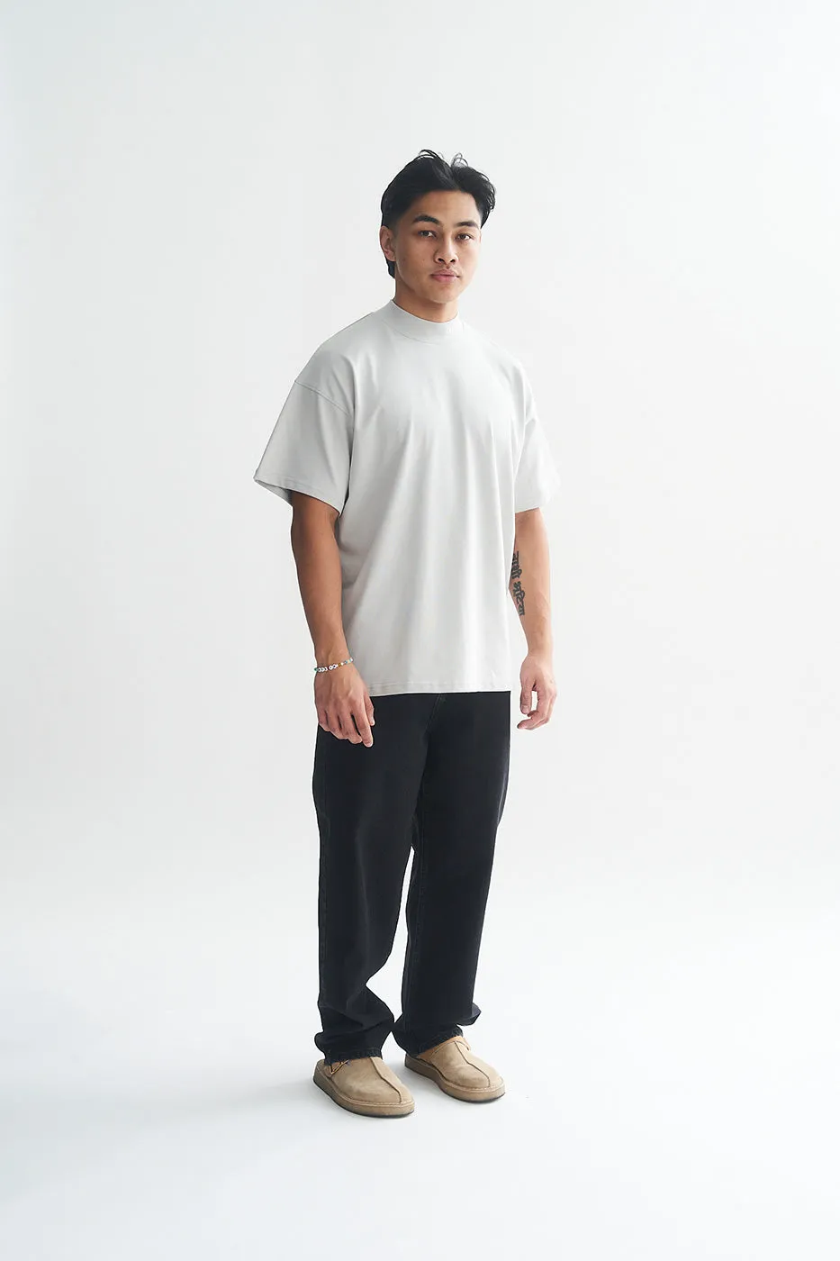 TIMELESS MOCKNECK T-SHIRT GREY